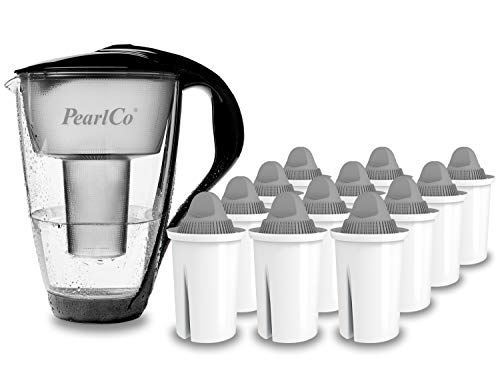 PearlCo Glas-Wasserfilter (schwarz) mit 12 Protect+ Classic Filterkartuschen (f. hartes Wasser) - Made in EU von PearlCo