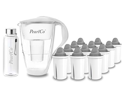 PearlCo - Glas-Wasserfilter (weiß) mit 12 Protect+ classic Filterkartuschen (f. hartes Wasser) + 1 Trinkflasche aus Glas von PearlCo
