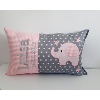 Personalisiertes Kissen Mit Namen - Geschenk Zur Geburt, Taufe Oder Geburtstag Dekokissen Fürs Kinderzimmer, Handgemacht Personalisiertes Kissen Mit Namen - Geschenk Zur Geburt, Taufe Oder Geburtstag Dekokissen Fürs Kinderzimmer, Handgemacht von PearlsWorldDesign