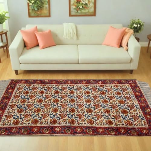 Peepul Tree Handgefertigter Baumwollteppich mit Kalamkari-Druck, florales Design in Kastanienbraun, Beige und Blau Peepul Tree Handgefertigter Baumwollteppich mit Kalamkari-Druck, florales Design in Kastanienbraun, Beige und Blau von Peepul Tree