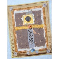 Rustikales Kreuz Volkskunst Textilbild von PegasaurusArt