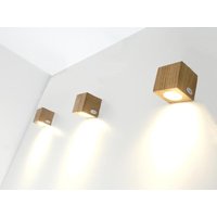 Wandleuchte Holzlampe Buche Miny Spot Led Wandlampe von PekaIdeen
