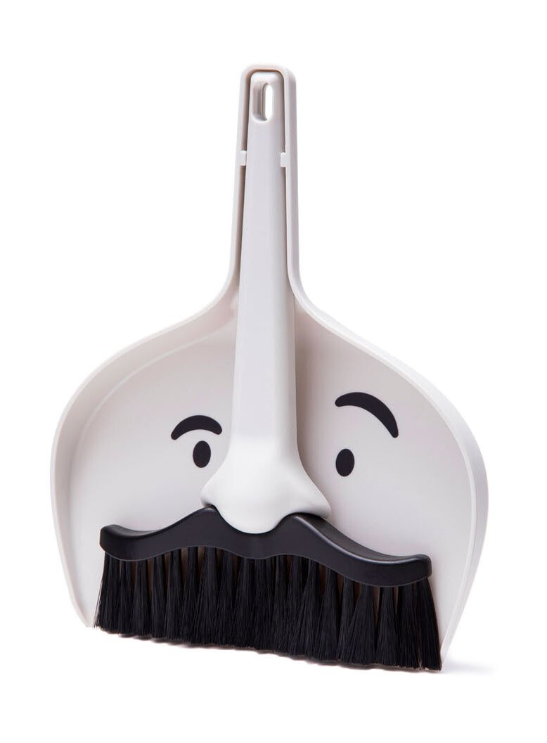Kehrschaufel mit Besen Dustache 2-tlg. weiß von Peleg Design