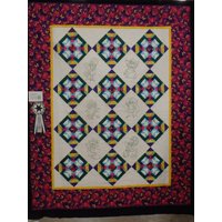 Gestickter Quilt, Gestickter Lila Selbstgemachter Quilt von Penelopesquilts