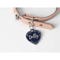 Personalisierter Hund Katze Haustier Id Tag Navy Blau Herz Form Doppelseitig Wasserdicht Geschenk Schlüsselring von PenguinHandcrafted