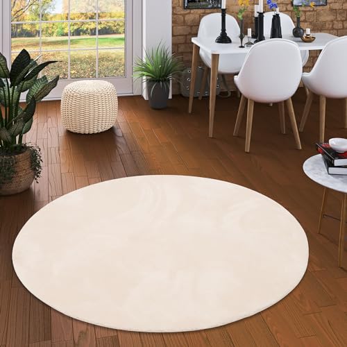 Pergamon Luxus Super Soft Wohnzimmer Kunstfell Teppich Pearl Einfarbig in Rund und Eckig Pergamon Luxus Super Soft Wohnzimmer Kunstfell Teppich Pearl Einfarbig in Rund und Eckig von Pergamon