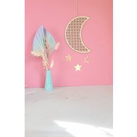 Boho Faux Rattan Muster Holz Halbmond Und Sterne Wand Dekor Hängen | Individuell Personalisiert Kinderzimmer von PersimmonHillDesigns
