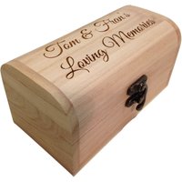 Personalisierte Gravierte Hölzerne Erinnerungsbox Shabby Chic-Aufbewahrung von PersonalisedGifting