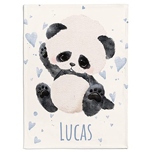 Personalisedog Personalisierte Babydecke Kinderdecke mit Panda, Name und Motivfarbe | Individuelle Baby Decke Namensdecke mit Panda & kleinen Herzen Motiv (Panda mit kleinen Herzen), 80 x 110 cm von Personalisedog