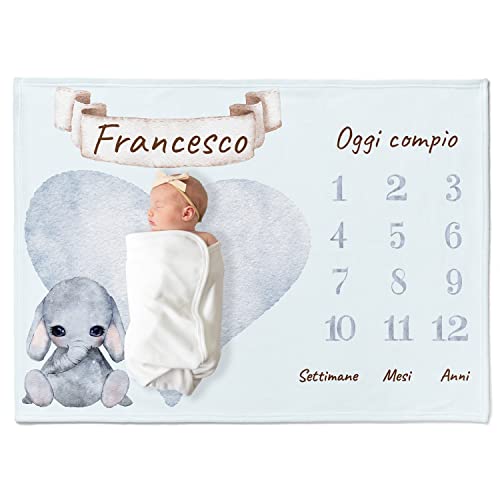 Personalisierte Meilenstein Babydecke mit beliebigem Namen, Wunschtier und Motivfarbe | Babydecke Meilensteindecke Monatsdecke auf Italienisch | Neugeborenen Geschenk für Jungen & Mädchen von Personalisedog