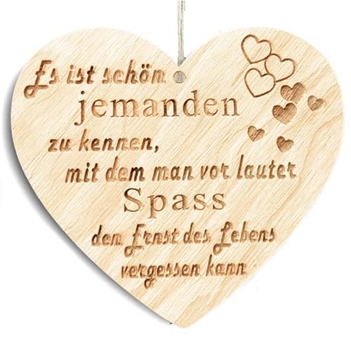 Familie Herz Es ist schon jemanden zu kennen, mit dem man vor lauter spass Schild Dekoschild Herzschild Holzherz Holzschild 10 x 10cm Geschenk für die Familie Spruch Geschenk Holz Geschenk von Pet-Jos