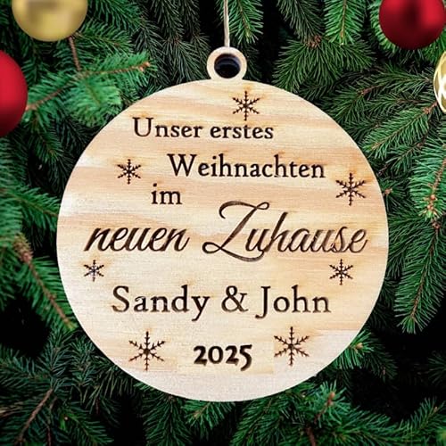 Pet-Jos Personalisierte Uner Erstes Weihnachten in unserem neuen Zuhause Christbaumschmuck mit Namen aus Holz Weihnachtsbaum von Pet-Jos