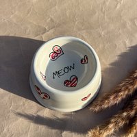 Personalisierte Keramik Katzennapf Mit Herzen Personalisierte Keramik Katzennapf Mit Herzen von Petbreakfy