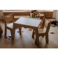 Kindertisch Aus Holz Petinka - Ana Mit Optionen Für Rollpapierhalter Und Stifthalter. Stühle Werden in Verschiedenen Angeboten Verkauft Kindertisch Aus Holz Petinka - Ana Mit Optionen Für Rollpapierhalter Und Stifthalter. Stühle Werden in Verschiedenen Angeboten Verkauft von PetinkaFurniture