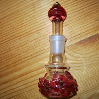 Flasche in Rot - Handgeblühtes Glas von PetrichorArts