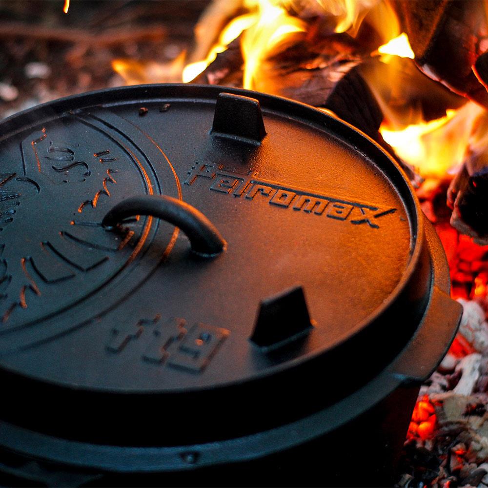 Feuertopf ft9 Set Einsteiger - Dutch Oven Set 9 Liter schwarz Feuertopf ft9 Set Einsteiger - Dutch Oven Set 9 Liter schwarz von Petromax