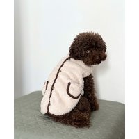 Lammfell-Hundeweste Cremige Kleine Hundebekleidung Lammfell-Hundeweste Cremige Kleine Hundebekleidung von PetsFashionWeek