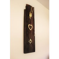 Wildbrett Geweih Garderobe Altes Holz Upcycling von PfaennlesWerkstatt