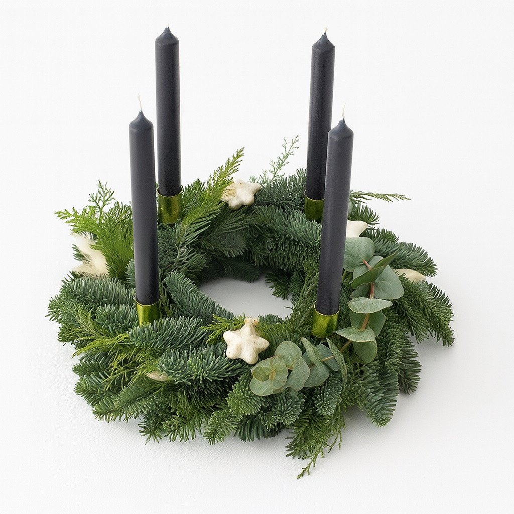 Adventskranz im Boho Stil mit schwarzen Stabkerzen Ø 30 cm Durchmesser von Pflanzen