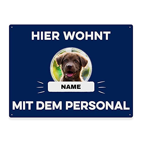 Hunde Schild personalisiert - Hier wohnt mit Personal - Metallschild mit Foto und Name für außen, wetterfestes Türschild für Hundebesitzer - DIN A5-21 x 15 cm, EIN Tier, blau von PfotenSchild