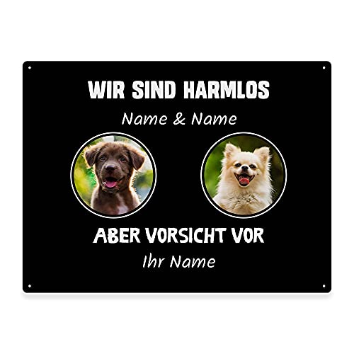Hunde Schild personalisiert - Ich Bin harmlos, Aber Vorsicht vor - Metallschild mit Foto und Name für außen, wetterfestes Türschild für Hundebesitzer - DIN A5-21 x 15 cm, Zwei Tiere, schwarz von PfotenSchild