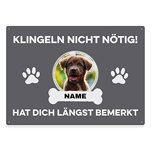 Hunde Schild personalisiert - Klingeln nicht nötig - Metallschild mit Foto und Name für außen, wetterfestes Türschild für Hundebesitzer - ca. DIN A4-28 x 20 cm, ein Tier, grau von PfotenSchild