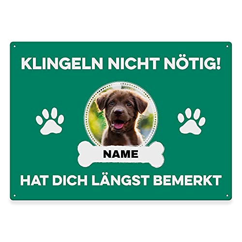 Hunde Schild personalisiert - Klingeln nicht nötig - Metallschild mit Foto und Name für außen, wetterfestes Türschild für Hundebesitzer - ca. DIN A4-28 x 20 cm, ein Tier, grün von PfotenSchild