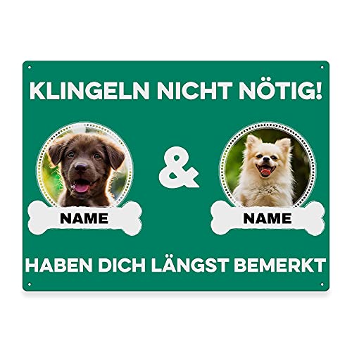 Hunde Schild personalisiert - Klingeln nicht nötig - Metallschild mit Foto und Name für außen, wetterfestes Türschild für Hundebesitzer - DIN A5-21 x 15 cm, zwei Tiere, grün von PfotenSchild