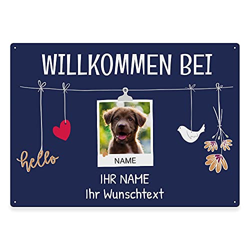 Hunde Schild personalisiert - Willkommen bei - Metallschild mit Foto und Name für außen, wetterfestes Türschild für Hundebesitzer - ca. DIN A4-28 x 20 cm, ein Tier, blau von PfotenSchild