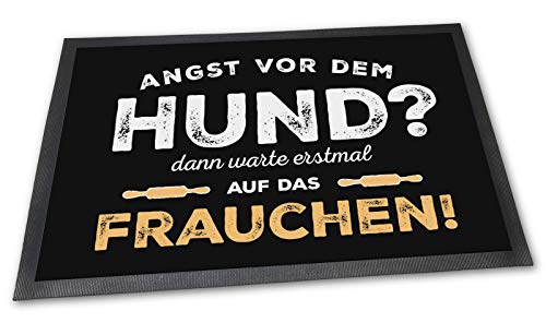 PfotenSchild Fußmatte mit lustigem Spruch - Angst vor dem Hund - 60 x 40 cm - Witziger Fußabtreter für Frauchen mit Hund Hundebesitzer von PfotenSchild