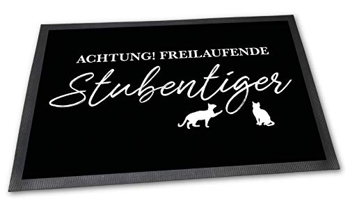 PfotenSchild Fußmatte mit lustigem Spruch - Stubentiger - 75 x 50 cm - Witziger Fußabtreter für Katzenmenschen Katzenbesitzer PfotenSchild Fußmatte mit lustigem Spruch - Stubentiger - 75 x 50 cm - Witziger Fußabtreter für Katzenmenschen Katzenbesitzer von PfotenSchild