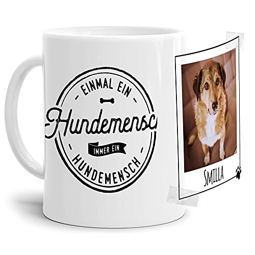 Tasse mit Spruch - Collage personalisieren - Hundemensch - Hundetasse - Für Hundeliebhaber und Hundebesitzer - 1 Bild + 1 Name, Weiß, 300 ml von PfotenSchild