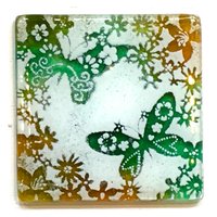 Handgefertigter Untersetzer Oder Fliesenschmetterlinge - Dunkelgrün & Bernstein Hergestellt Aus Recycelten Materialien Zu Verschmolzenen von PhaedraGlassGifts