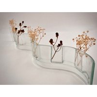 Handgemachte Blumenvase Einzigartiges Geschenk Verschmolzenes Glas Rustikal Long Wave - Hergestellt Aus Recycelten Materialien von PhaedraGlassGifts