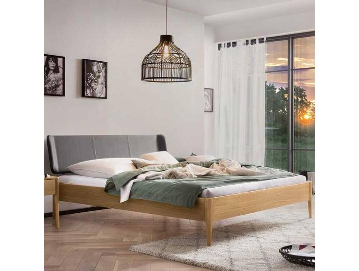 140x200 Bett Eiche hell geölt mit Polsterkopfteil optional mit Nachtkommode von Pharao24.de