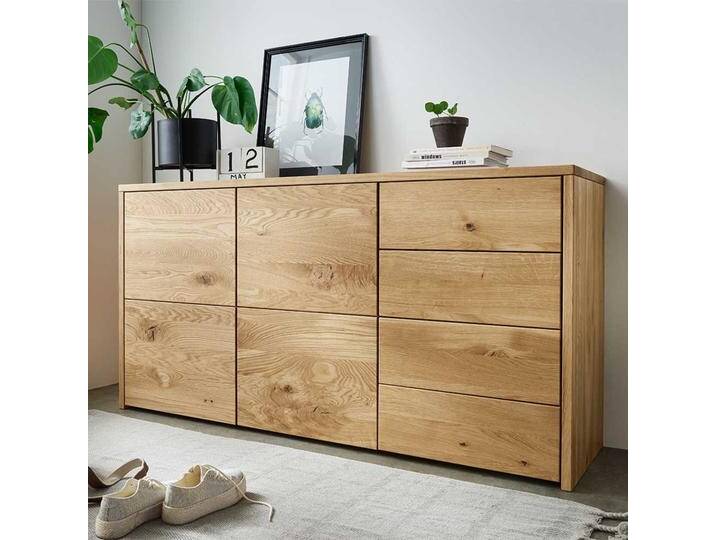 Esszimmersideboard aus Wildeiche Massivholz vier Schubladen zwei Türen Esszimmersideboard aus Wildeiche Massivholz vier Schubladen zwei Türen von Pharao24.de