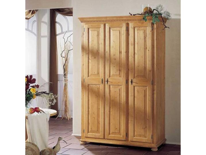Schlafzimmerschrank aus Fichte Massivholz abschließbar von Pharao24.de
