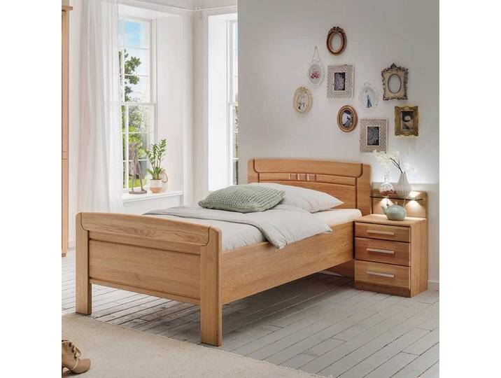 Seniorenbett aus Eiche teilmassiv Nachtkommode (zweiteilig) von Pharao24.de