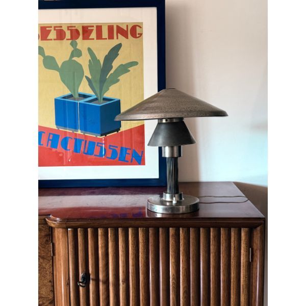 Art Déco Tischlampe aus Metall aus den 1930er Jahren, Philips Art Déco Tischlampe aus Metall aus den 1930er Jahren, Philips von Philips