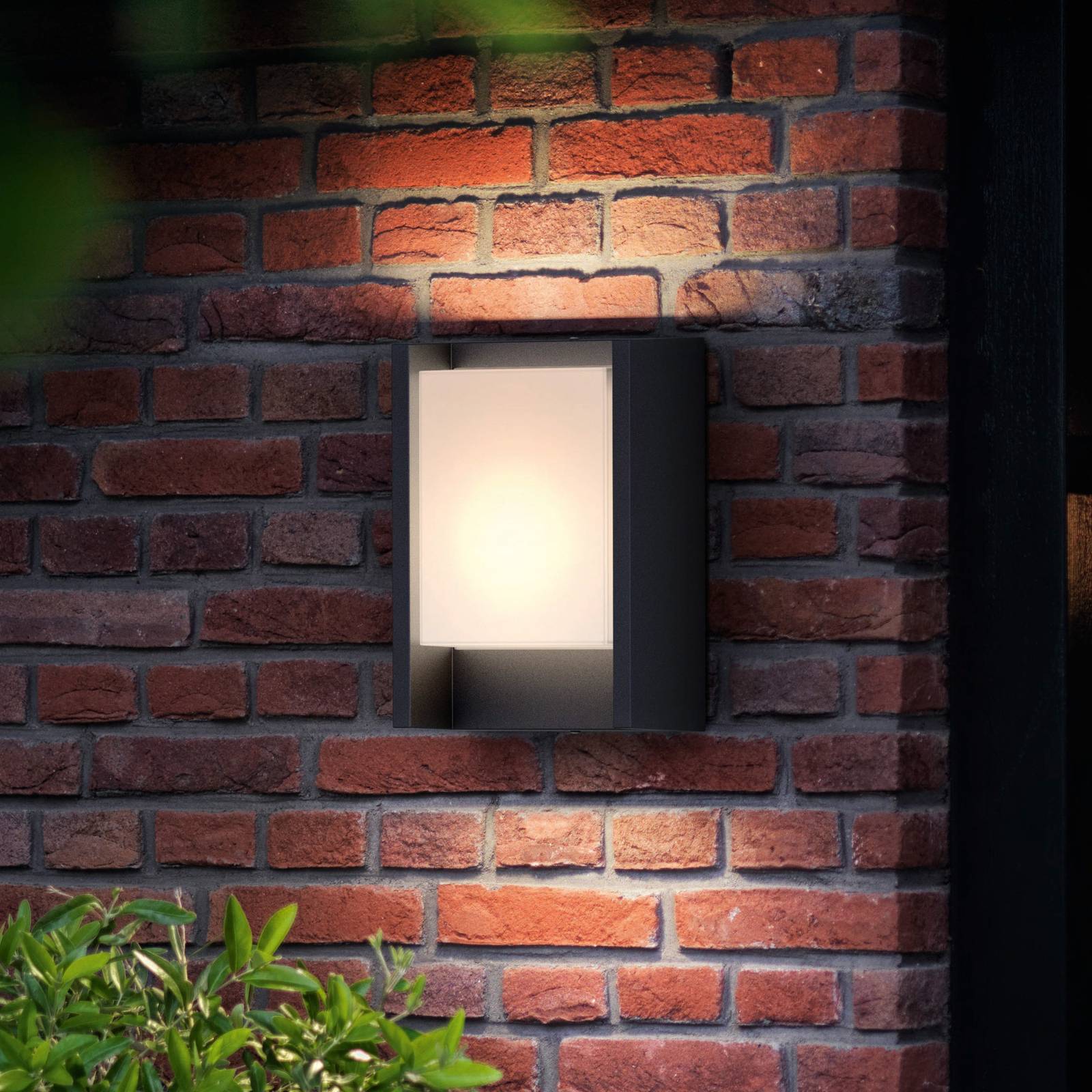Philips LED-Außenwandleuchte Arbour UE, 3.000 K Philips LED-Außenwandleuchte Arbour UE, 3.000 K von Philips