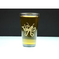 Handgeätztes Octopus Bier Pintglas - Sandgestrahltes Libby Glas von PhoenixFireStudios