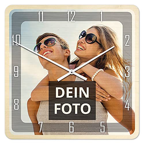 PhotoFancy® - Uhr mit Foto Bedrucken - Fotouhr aus Holz - Wanduhr mit eigenem Motiv selbst gestalten (35 x 35 cm eckig, Design: Klassisch schwarz/Zeiger: weiß) von PhotoFancy