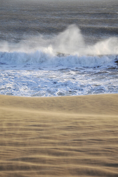 Photocircle Poster / Leinwandbild - Where Desert Meets Ocean von Photocircle