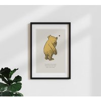Winnie The Pooh Poster - Vintage Illustration Mit Zitat | A.a. Milne Wandbild The Smalles Things Beige Geschenk Für Kinder & Fans von Photocircle