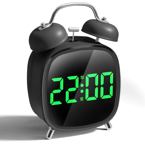Retro-Doppelglocke aus Metall, großes Display mit Hintergrundbeleuchtung, kleine digitale LED-Nachttischuhr für Schlafzimmer, lauter Wecker für Erwachsene, Jugendliche und Kinder mit tiefem Schlaf Retro-Doppelglocke aus Metall, großes Display mit Hintergrundbeleuchtung, kleine digitale LED-Nachttischuhr für Schlafzimmer, lauter Wecker für Erwachsene, Jugendliche und Kinder mit tiefem Schlaf von PiKaPiKaP
