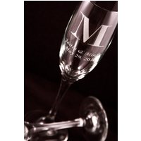 Personalisierte Champagnerflöten Set Von Zwei - 6 Oz. Laser Gravur, Braut & Bräutigam Geschenk Personalisierte Champagnerflöten Set Von Zwei - 6 Oz. Laser Gravur, Braut & Bräutigam Geschenk von PictureItCreations