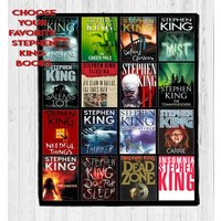 stephen King Fan Decke - Personalisieren Sie Ihn Mit Ihren Lieblings-Buchtiteln Von Perfektes Geschenk Für stephen King Fan Decke - Personalisieren Sie Ihn Mit Ihren Lieblings-Buchtiteln Von Perfektes Geschenk Für von PicturePerfectByJG