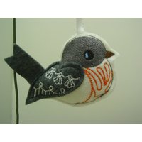 Bestickte Filz Chickadee von PiecesPinsandPaint