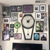 Große Burtonesque Coffin Uhr Mit Spinnennetz Detail Vinyl Wandkunst & Clock Kit von Pillboxdesigns