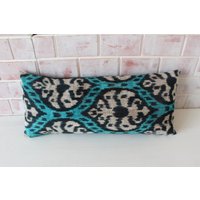 Blaues Ikat Kissen, Samtkissen, Samtlumbar Ethno Samt Kissen/P-3351 12x28 von Pillow2Go